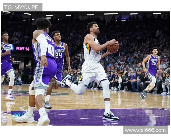 湖人对决掘金第四场戴维斯表现分析与比赛精彩瞬间回顾